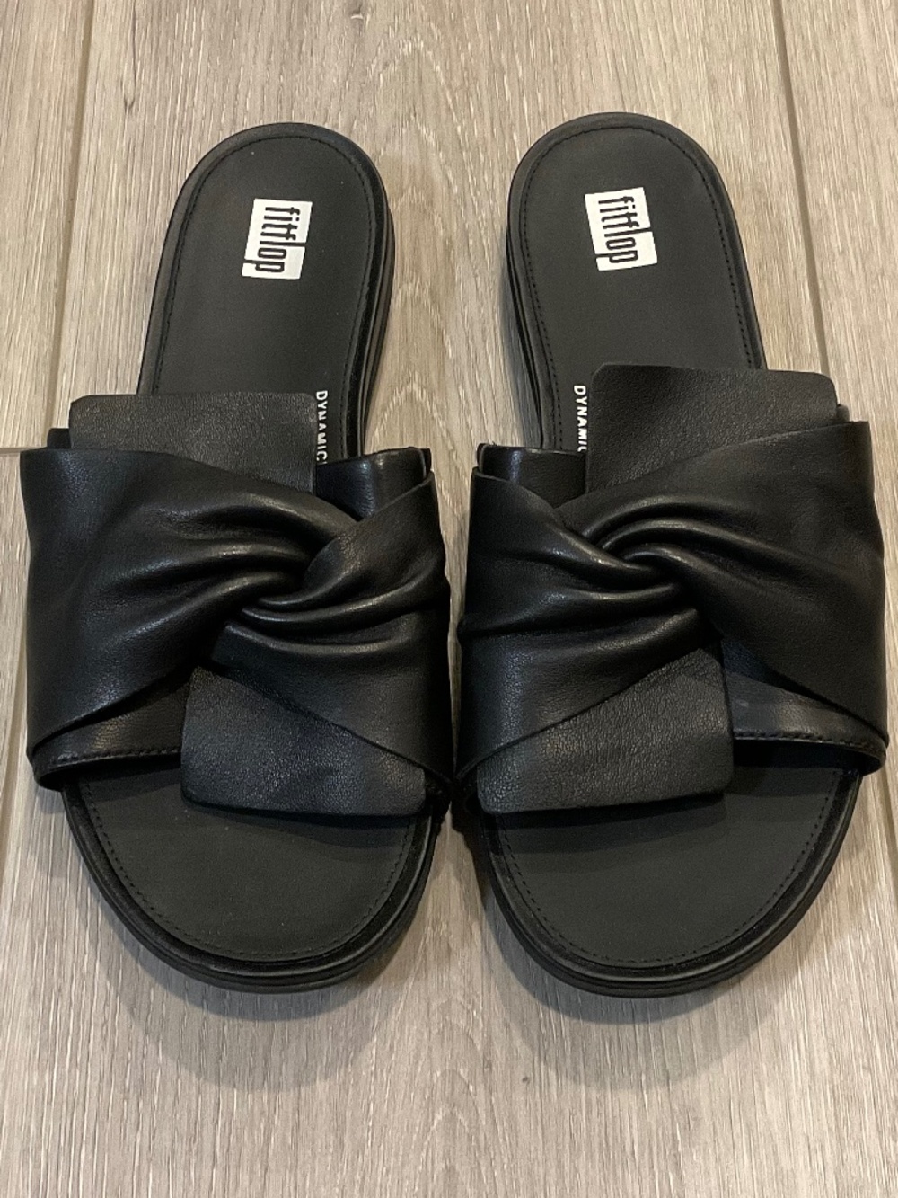 FITFLOP Gracie Soft Twist Slide Flat Sandal in Black Leather Size 9